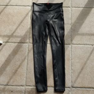 SPANX Faux Leather Leggings Size S Great Condition